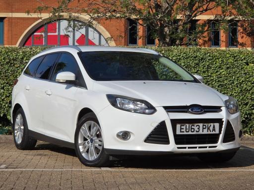 2013 FORD FOCUS 1.0T ECOBOOST TITANIUM NAVIGATOR EURO 5 S S 5DR PRICE 2,250 YEAR... photo